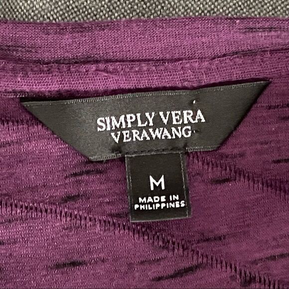 Vera Wang woman’s medium plum top - Picture 7 of 8